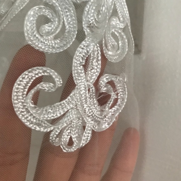 White Long Sleeve Top with Intricate Lace - Picture 7 of 8